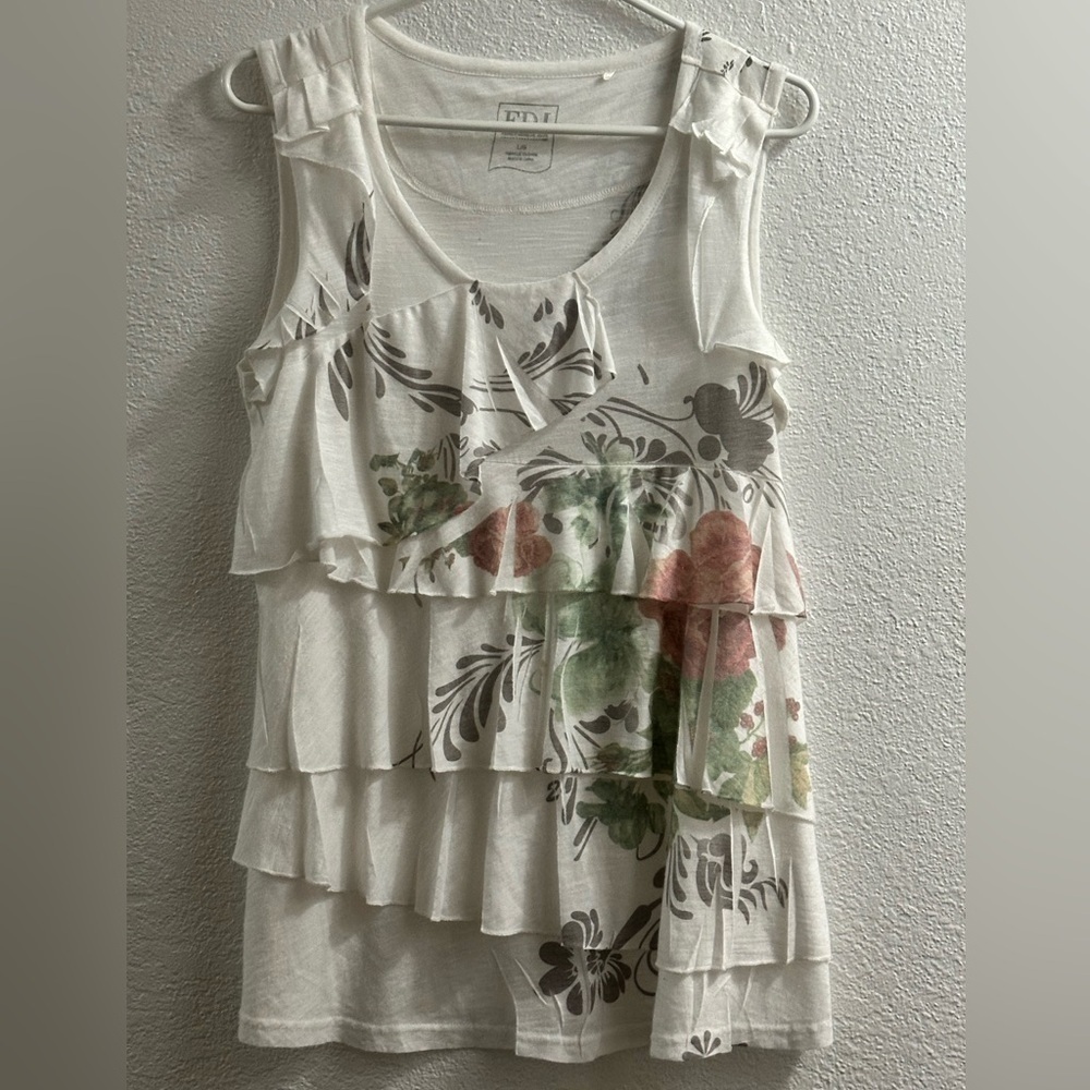 FDJ Women’s adorable tank size large